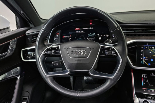 2022 Audi A6 с пробегом 86 177 км