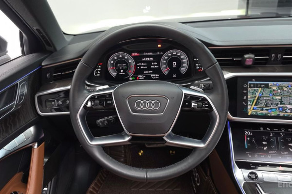 2023 Audi A6 с пробегом 17 241 км