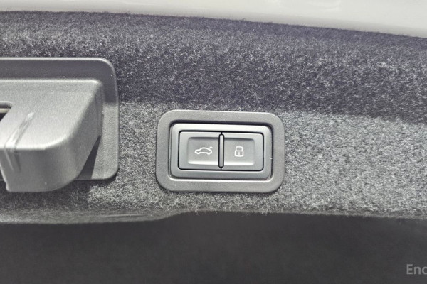 2021 Audi A6 с пробегом 64 057 км