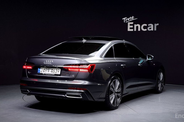 2022 Audi A6 с пробегом 52 621 км