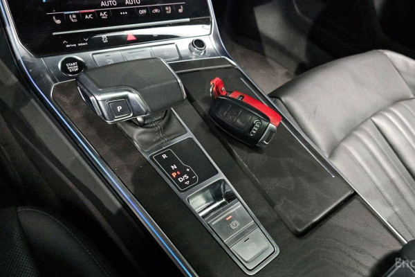 2023 Audi A6 с пробегом 64 331 км