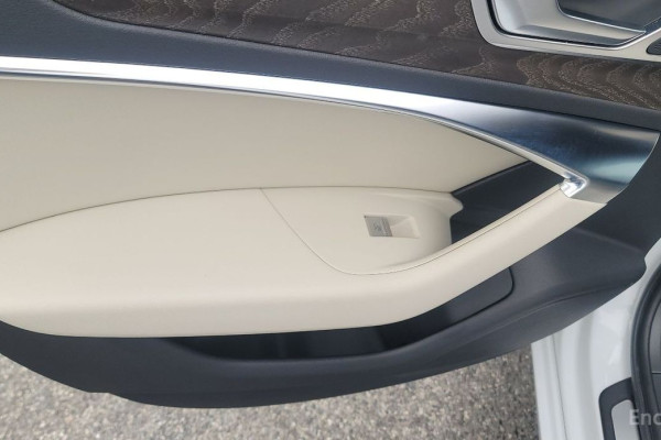 2023 Audi A6 с пробегом 27 329 км