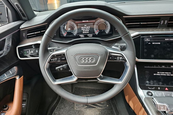 2023 Audi A6 с пробегом 27 092 км