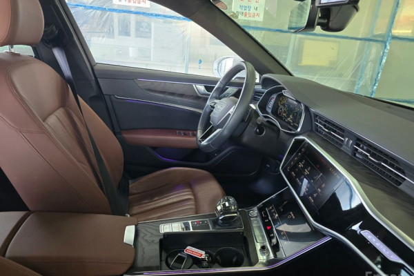 2020 Audi A6 с пробегом 70 122 км