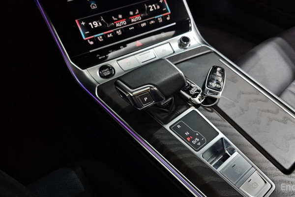 2023 Audi A6 с пробегом 40 359 км