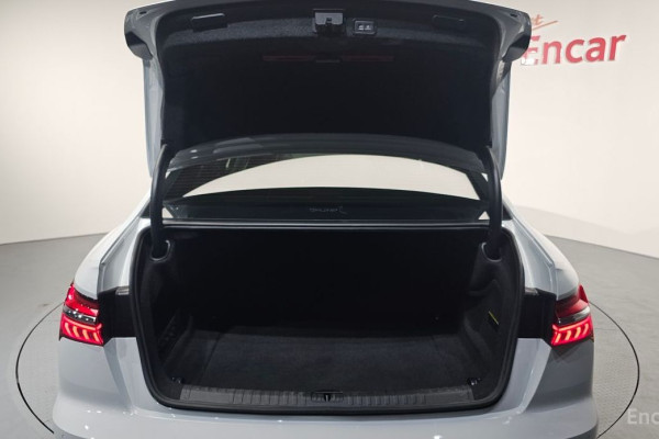 2021 Audi A6 с пробегом 96 893 км