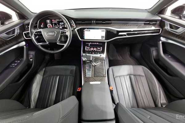 2023 Audi A6 с пробегом 40 359 км