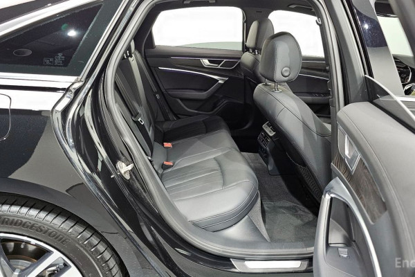 2023 Audi A6 с пробегом 40 359 км