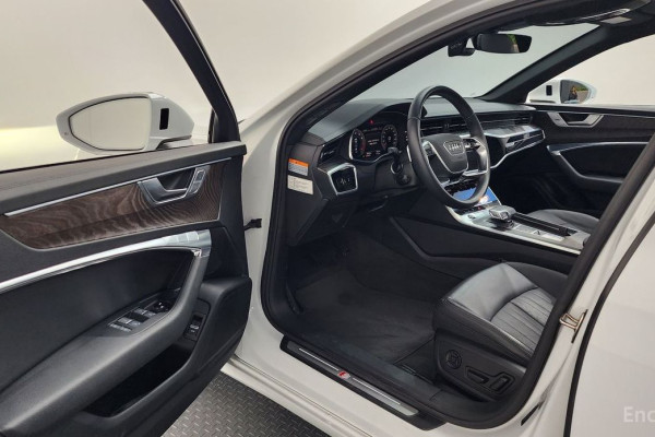 2023 Audi A6 с пробегом 86 054 км