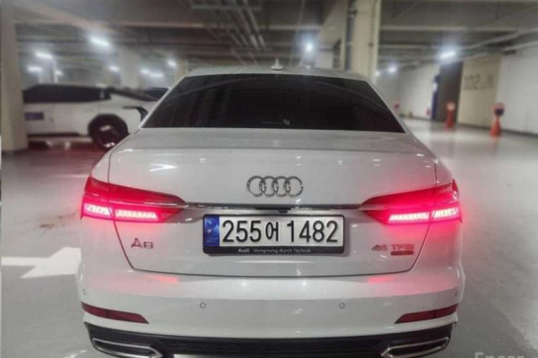 2022 Audi A6 с пробегом 44 980 км