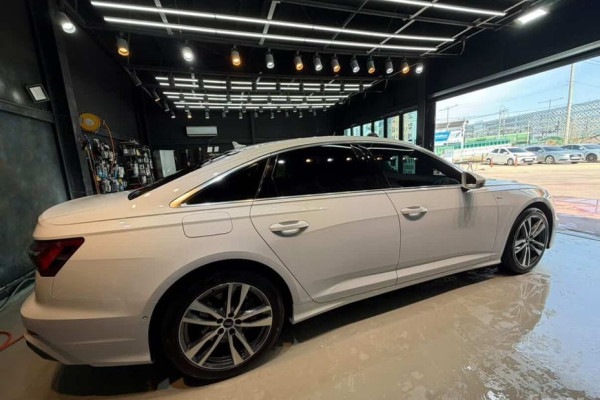 2021 Audi A6 с пробегом 76 800 км