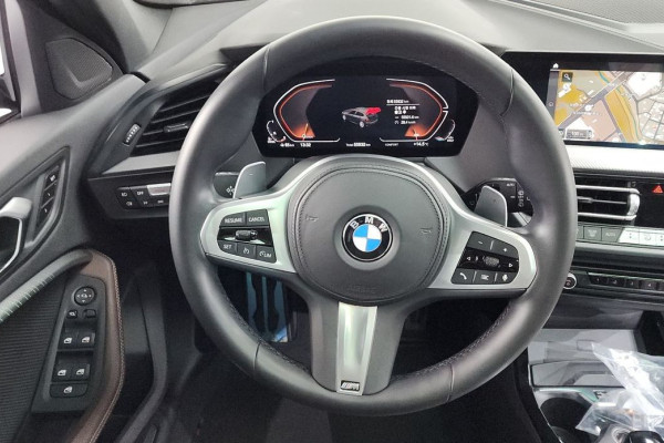 2021 BMW 1 серии с пробегом 55 932 км