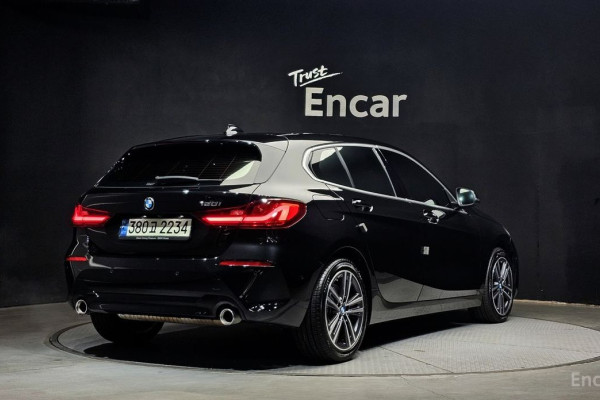 2021 BMW 1 серии с пробегом 43 375 км