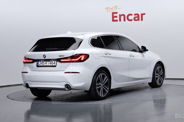 2021 BMW 1 серии с пробегом 48 574 км