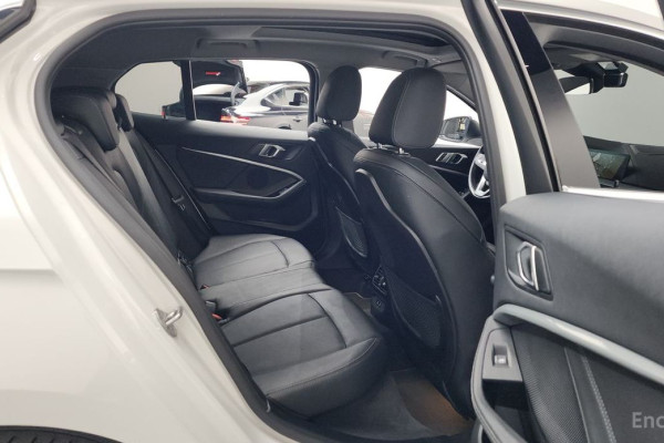 2022 BMW 1 серии с пробегом 58 175 км