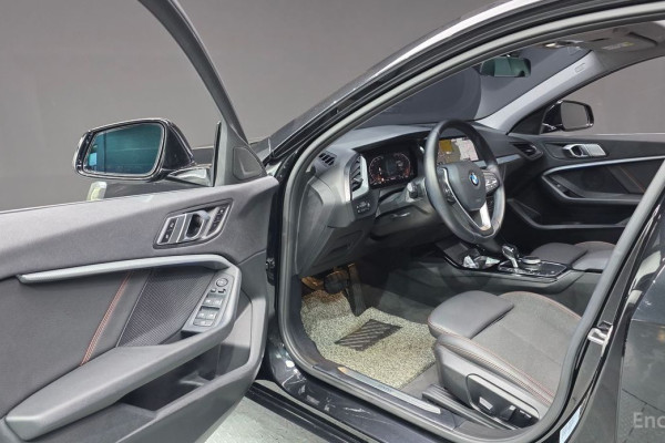 2020 BMW 1 серии с пробегом 106 579 км