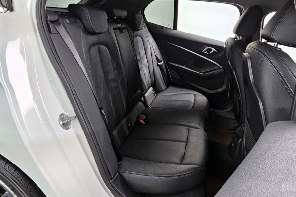 2021 BMW 1 серии с пробегом 48 574 км