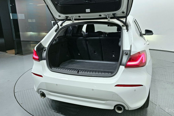 2021 BMW 1 серии с пробегом 48 574 км