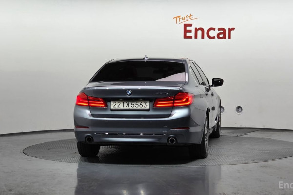 2020 BMW 5 серии с пробегом 69 884 км