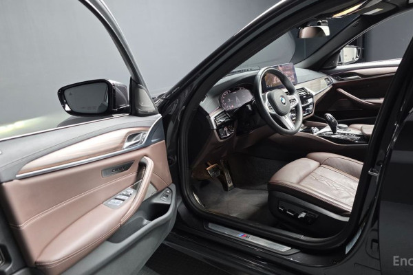 2021 BMW 5 серии с пробегом 80 002 км