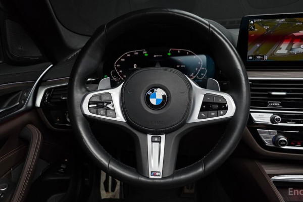 2021 BMW 5 серии с пробегом 80 002 км