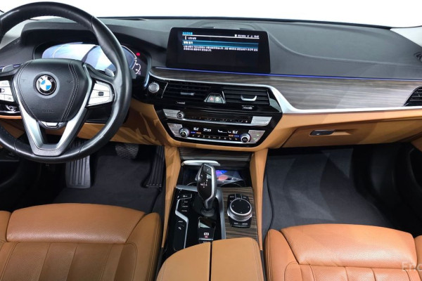 2020 BMW 5 серии с пробегом 69 884 км