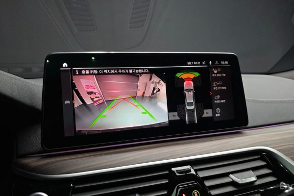 2021 BMW 5 серии с пробегом 80 002 км