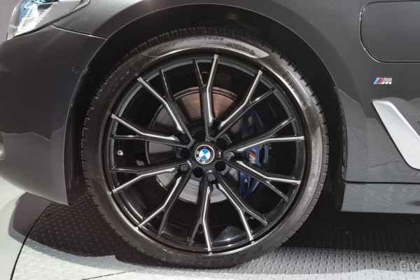 2020 BMW 5 серии с пробегом 102 111 км