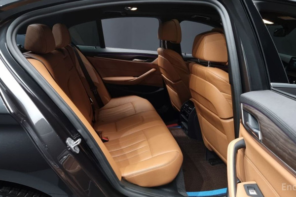 2020 BMW 5 серии с пробегом 102 111 км