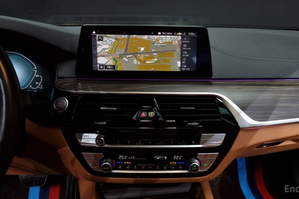 2020 BMW 5 серии с пробегом 102 111 км