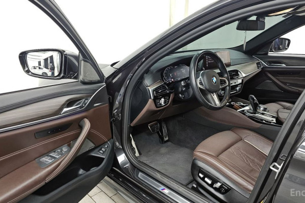 2020 BMW 5 серии с пробегом 66 079 км