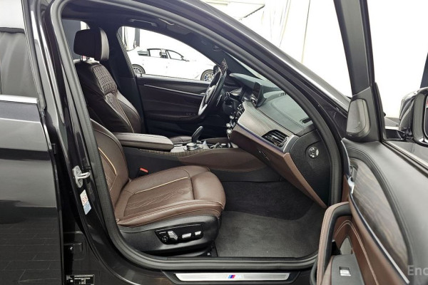 2020 BMW 5 серии с пробегом 66 079 км