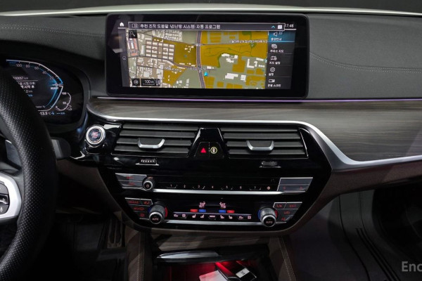 2020 BMW 5 серии с пробегом 93 057 км