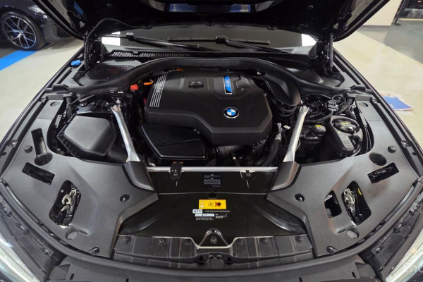 2021 BMW 5 серии с пробегом 93 247 км