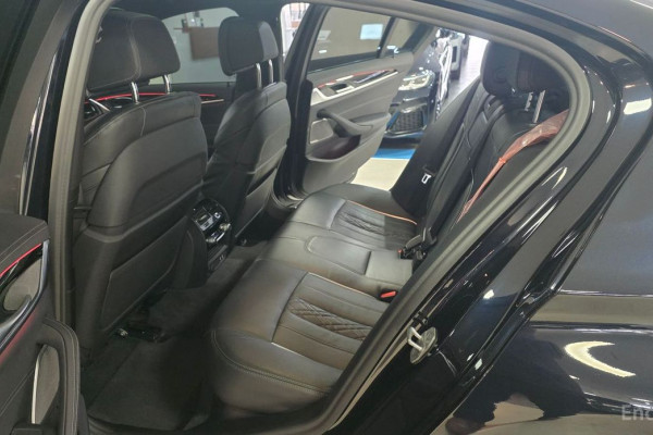 2021 BMW 5 серии с пробегом 93 247 км