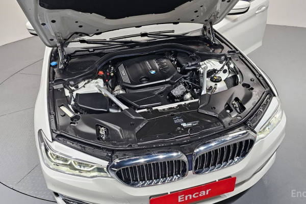 2019 BMW 5 серии с пробегом 71 792 км