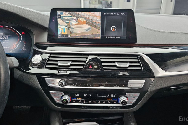 2019 BMW 5 серии с пробегом 71 792 км