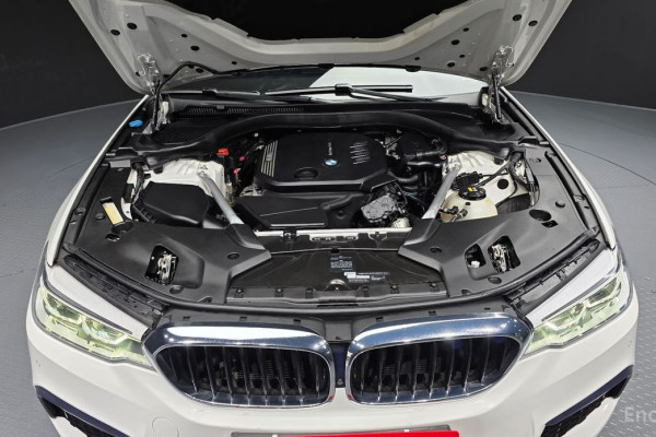 2020 BMW 5 серии с пробегом 105 780 км