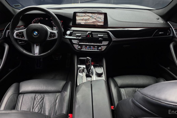 2020 BMW 5 серии с пробегом 105 780 км