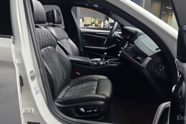 2020 BMW 5 серии с пробегом 105 780 км