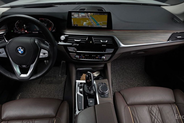 2020 BMW 5 серии с пробегом 76 676 км