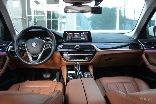 2018 BMW 5 серии с пробегом 67 100 км