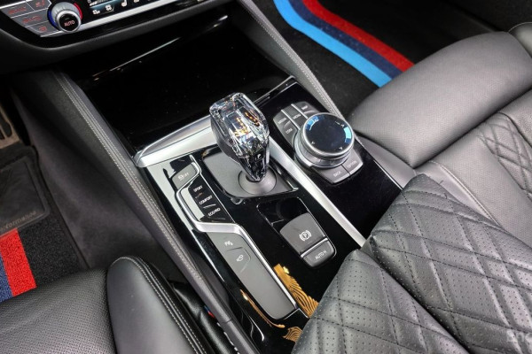 2020 BMW 5 серии с пробегом 105 442 км