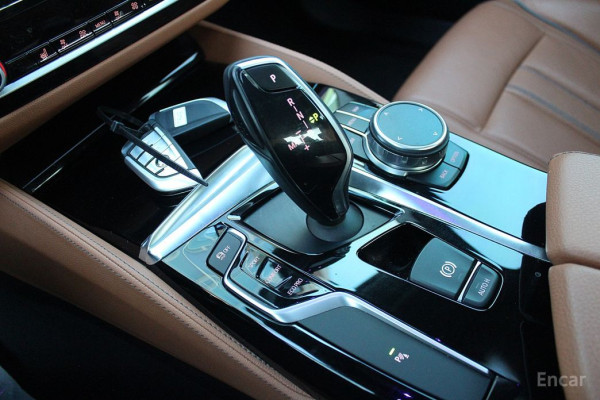 2018 BMW 5 серии с пробегом 67 100 км