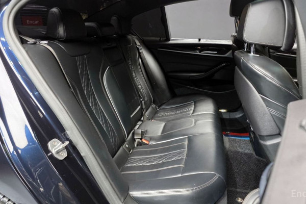 2020 BMW 5 серии с пробегом 105 442 км