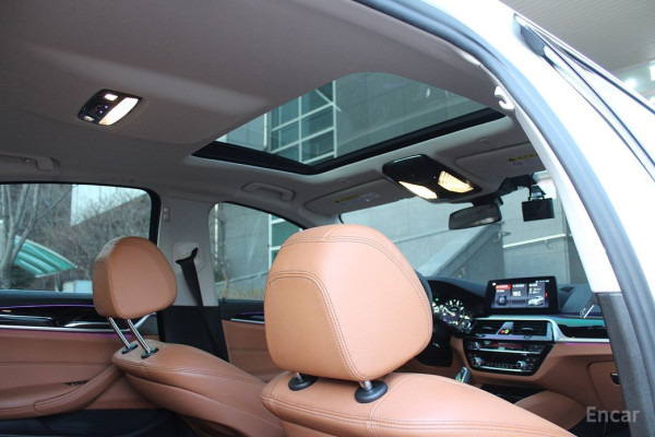 2018 BMW 5 серии с пробегом 67 100 км