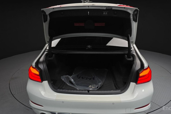 2020 BMW 5 серии с пробегом 76 676 км