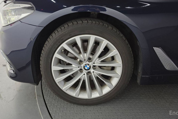 2020 BMW 5 серии с пробегом 135 827 км