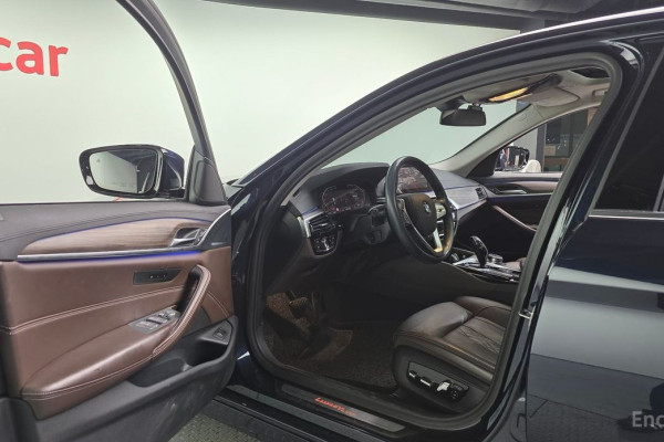 2020 BMW 5 серии с пробегом 135 827 км
