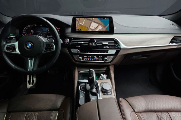 2019 BMW 5 серии с пробегом 40 122 км